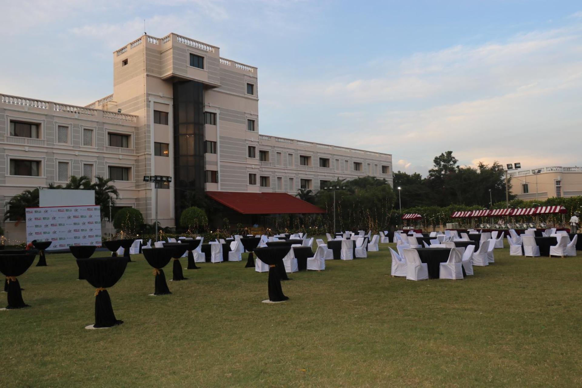 Jenneys Residency Hotel Coimbatore Exterior foto