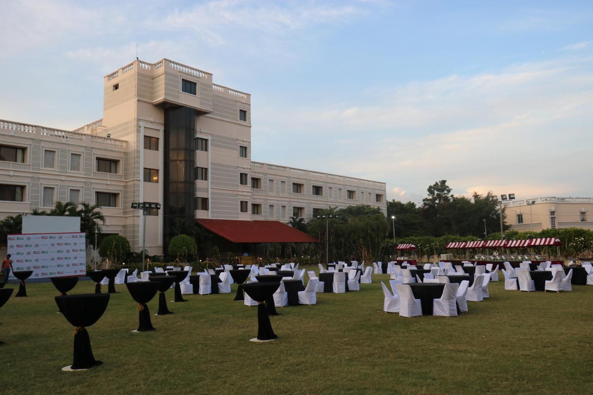 Jenneys Residency Hotel Coimbatore Exterior foto